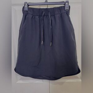 Lululemon On the Fly Woven Skirt – Black | Size 6 | EUC